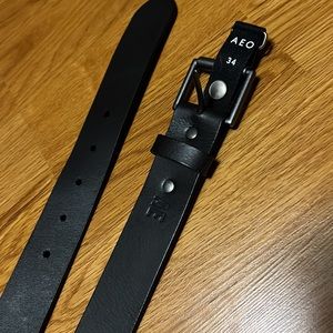 American Eagle Mens black belt